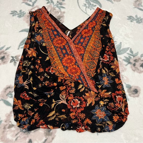 Free People top - Picture 1 of 5